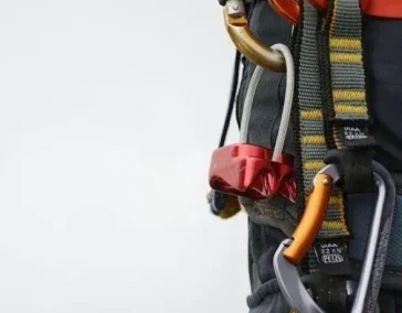 Монтаж и ремонт вывесок